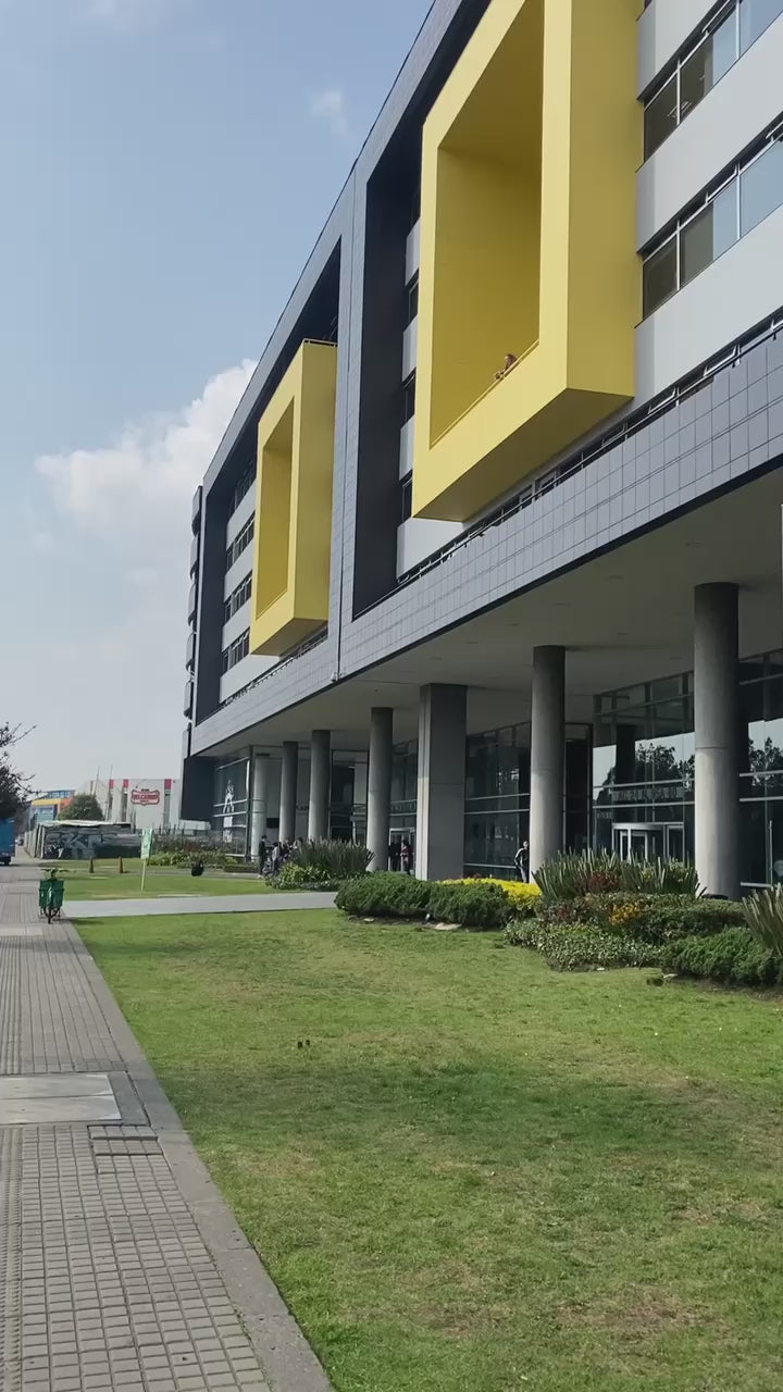 Cargar video: 